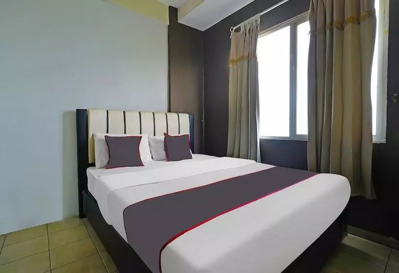 هاستل Collection O 1453 The Edge Apartment Cimahi By Kamarku