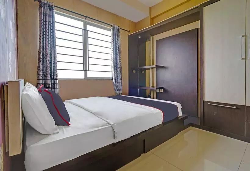 هاستل Collection O 1453 The Edge Apartment Cimahi By Kamarku