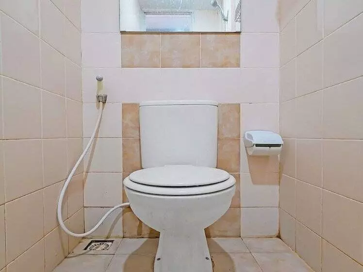 هاستل Collection O 1453 The Edge Apartment Cimahi By Kamarku