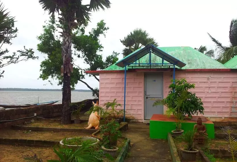 Daaven's Island Resort