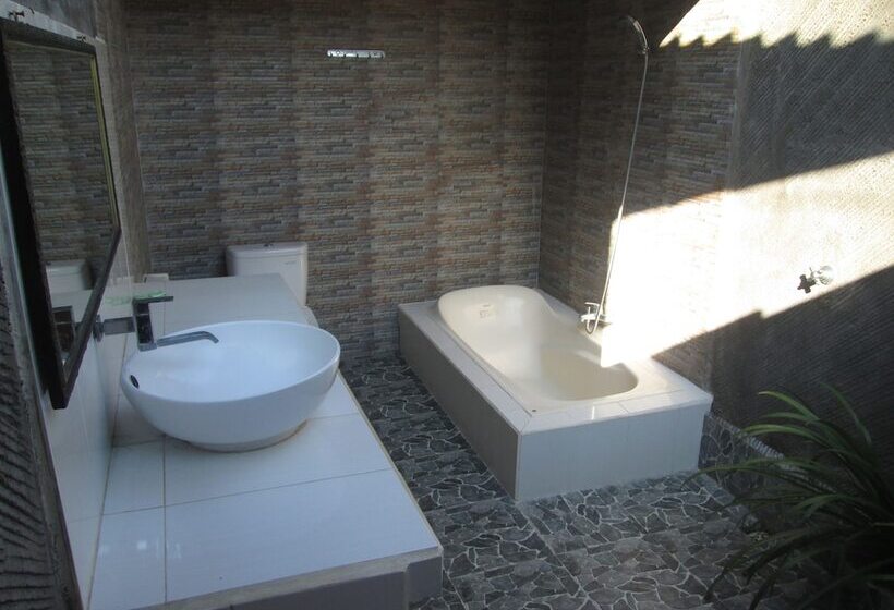 酒店 Air Sanih Homestay