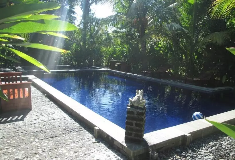 ホテル Air Sanih Homestay