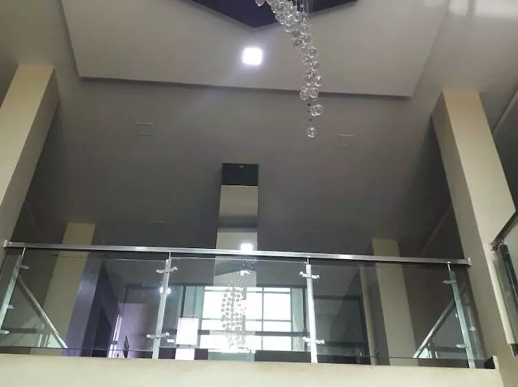 Hotelli Kasturi International