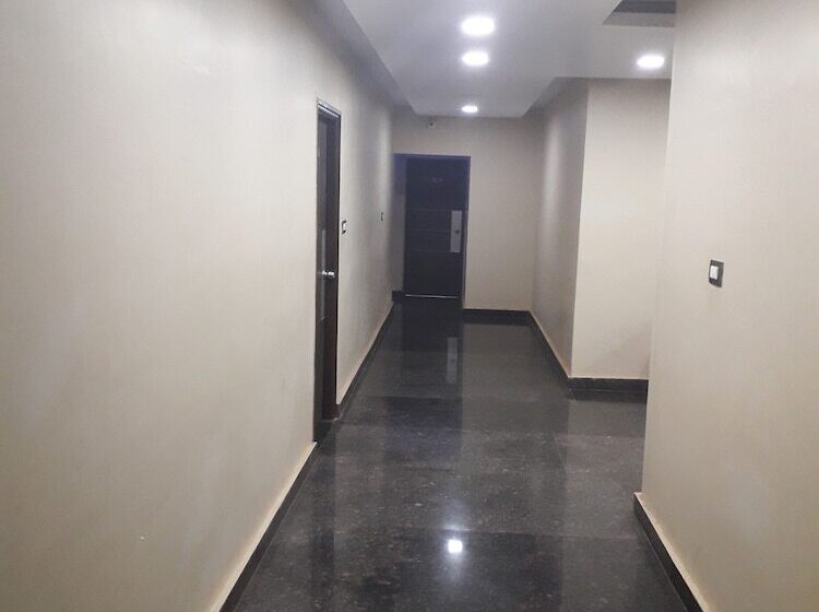 בית מלון כפרי Kasturi International