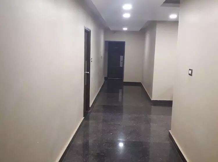 Hotelli Kasturi International