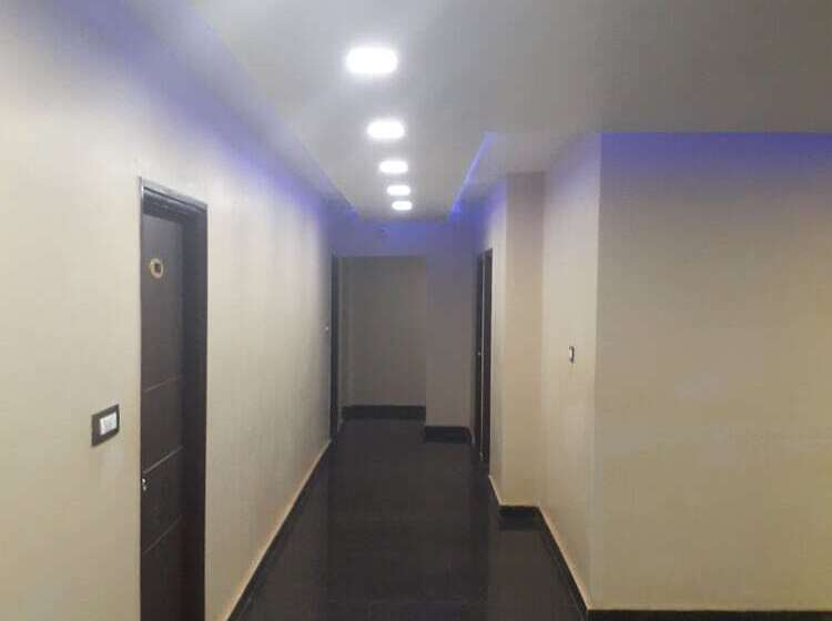 בית מלון כפרי Kasturi International