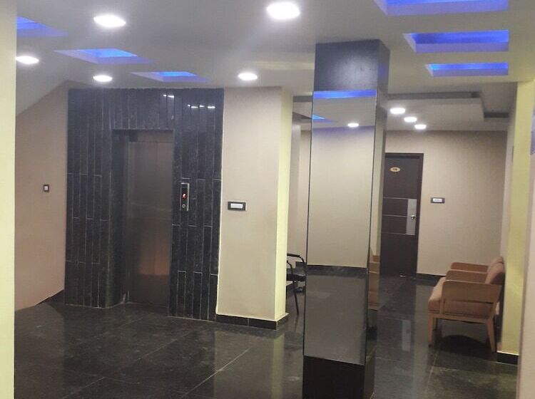 בית מלון כפרי Kasturi International