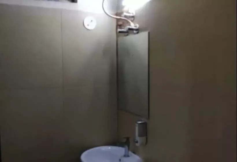 Hotelli Kasturi International
