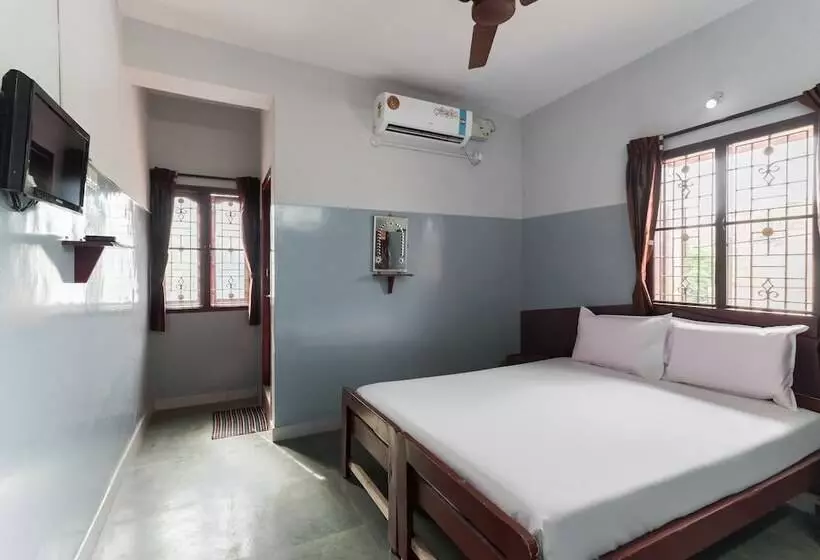 Hotelli Spot On 47699 L.r.r. Towers