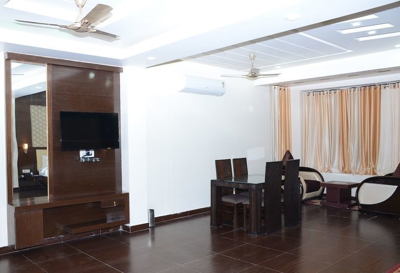 酒店 Vaishnavi Clarks Inn Buxar