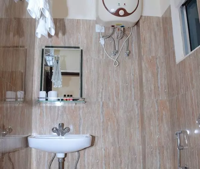 Hotelli Vaishnavi Clarks Inn Buxar