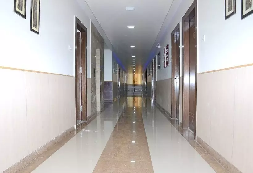Hotelli Vaishnavi Clarks Inn Buxar
