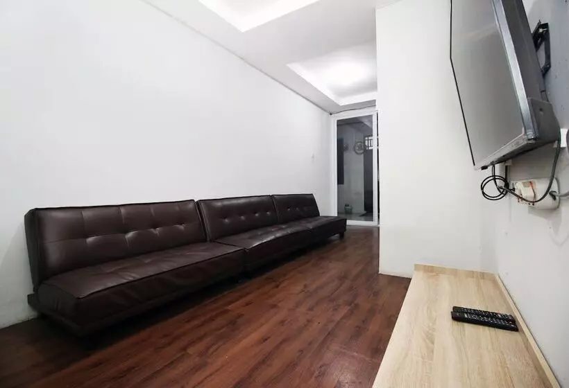 Retkeilymaja Kamar Keluarga Bogor Syariah