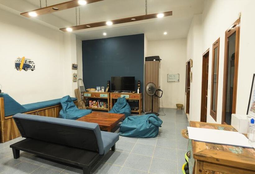 مبيت وإفطار Charlies Shack Lombok