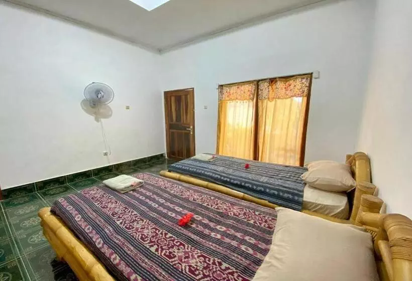 Aamiaismajoitus (B&B) Duyung Rooms & Resto Gerupuk