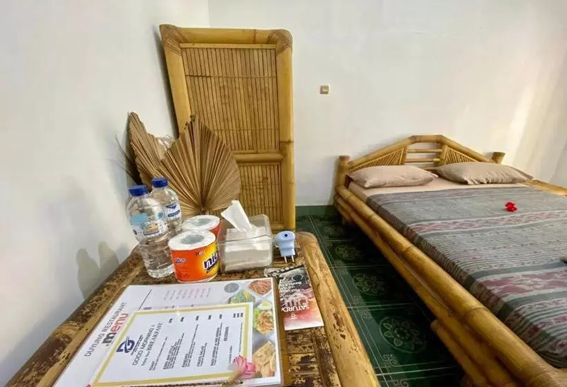 Aamiaismajoitus (B&B) Duyung Rooms & Resto Gerupuk