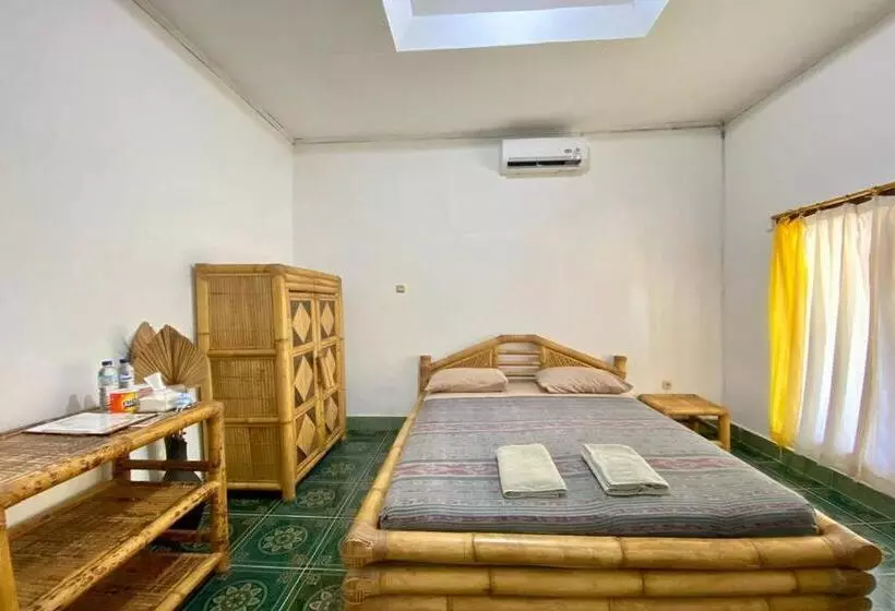 Aamiaismajoitus (B&B) Duyung Rooms & Resto Gerupuk