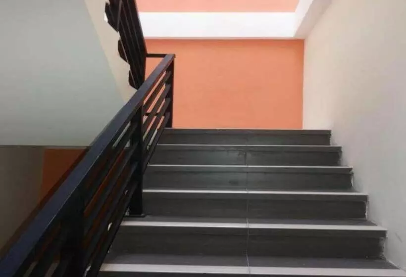 Aamiaismajoitus (B&B) Tirta Mansion Paramount Serpong