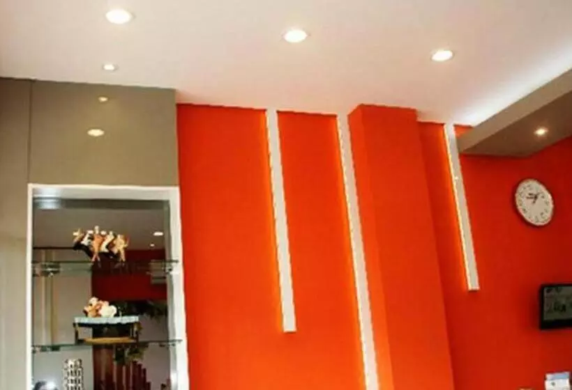 Aamiaismajoitus (B&B) Tirta Mansion Paramount Serpong