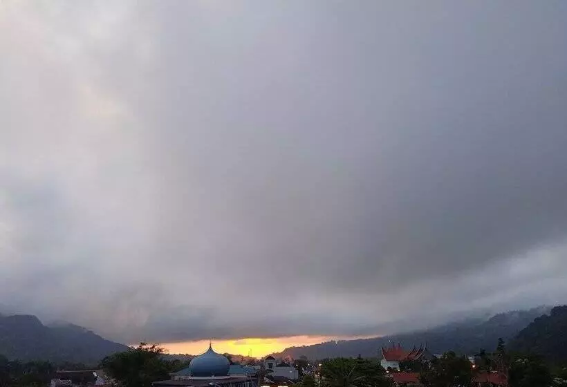 Aamiaismajoitus (B&B) Trivadoh Syariah