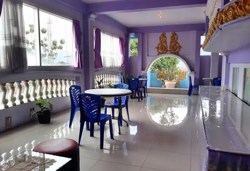 Aamiaismajoitus (B&B) Trivadoh Syariah