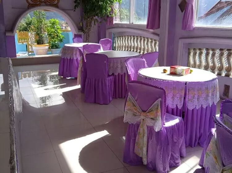 Aamiaismajoitus (B&B) Trivadoh Syariah