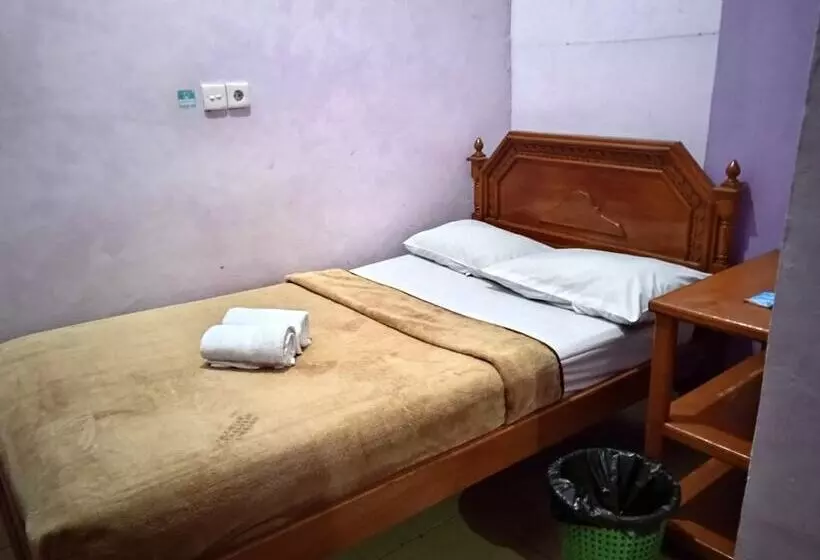 Aamiaismajoitus (B&B) Trivadoh Syariah