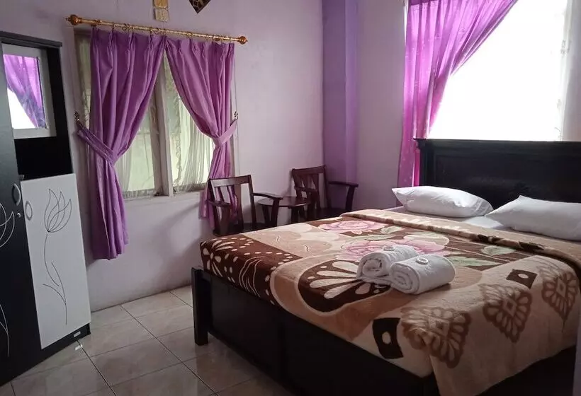 Aamiaismajoitus (B&B) Trivadoh Syariah