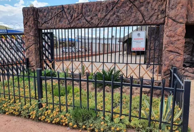 Hotelli Elephant Rock Inn