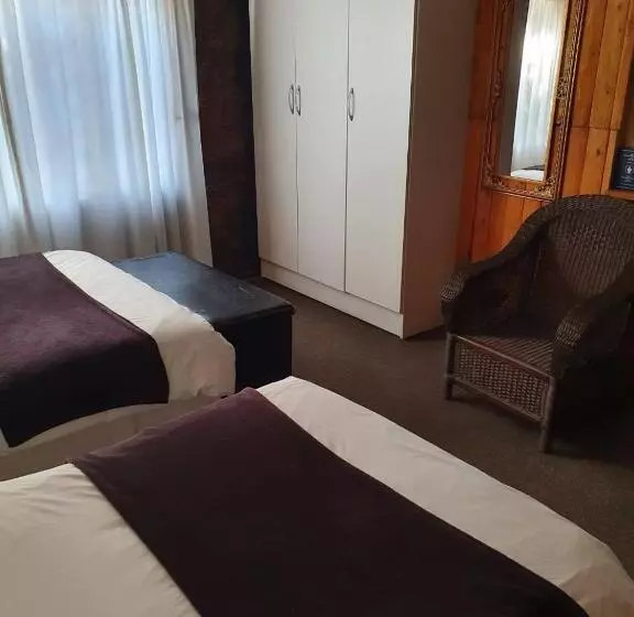 Hotelli Elephant Rock Inn