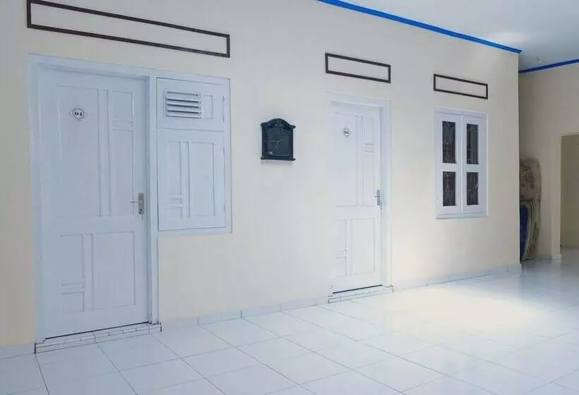 Hotelli Griya Soeratin Residence By Oyo Rooms