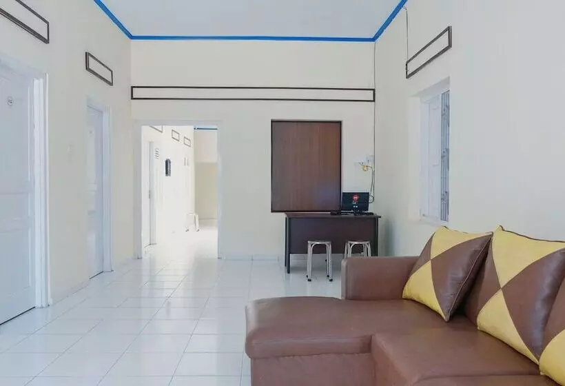 Hotelli Griya Soeratin Residence By Oyo Rooms