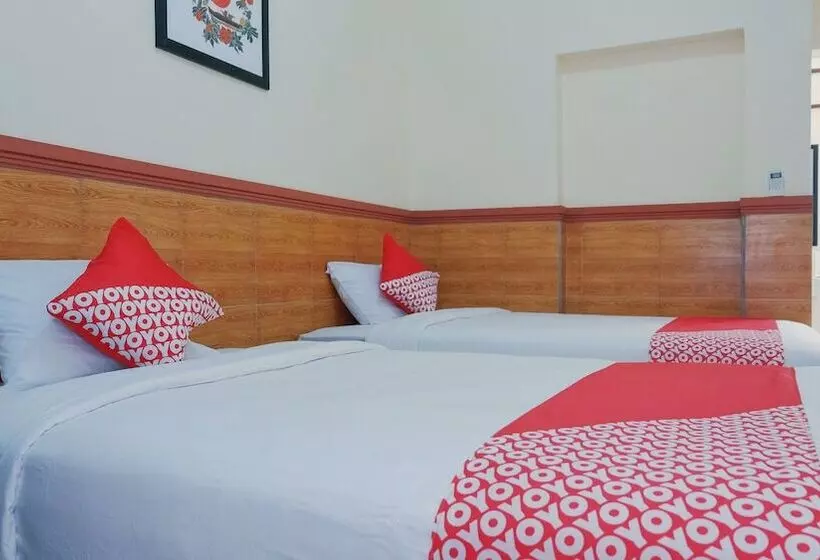 Hotelli Griya Soeratin Residence By Oyo Rooms