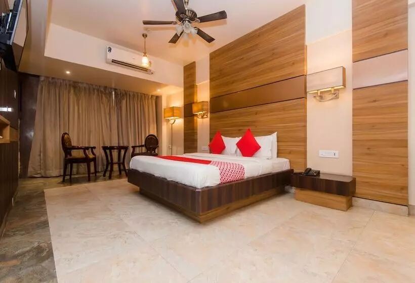 ホテル Nakshatra Regency By Oyo Rooms