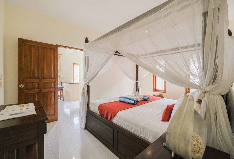 Otel Poinciana Resort Bali