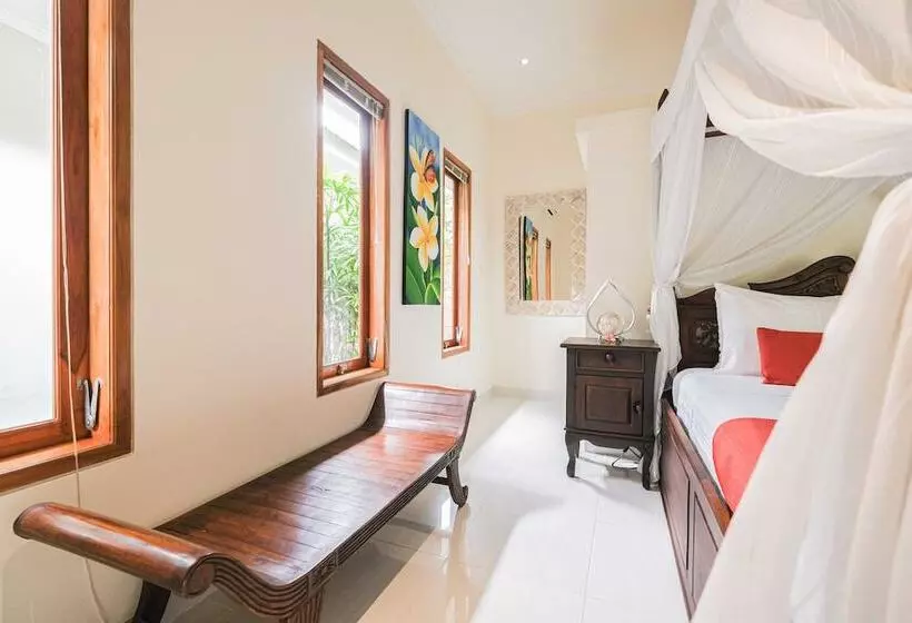 ホテル Poinciana Resort Bali