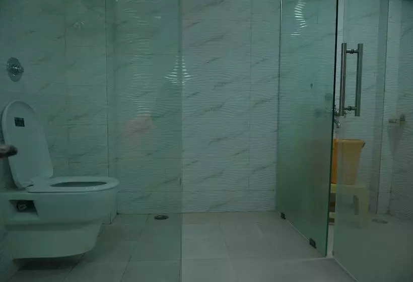 Hotelli Ravi Teja
