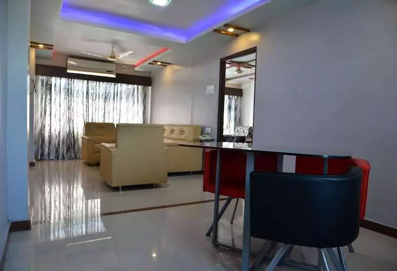 Hotelli Ravi Teja