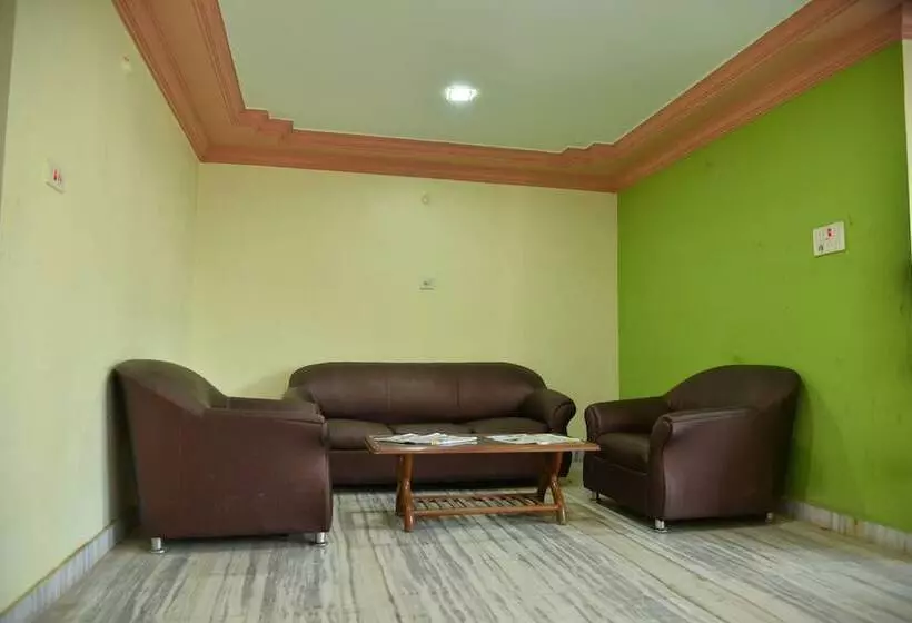 Hotelli Ravi Teja
