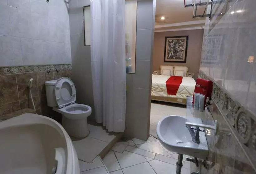 Hotelli Urbanview De Dharmawangsa Suite