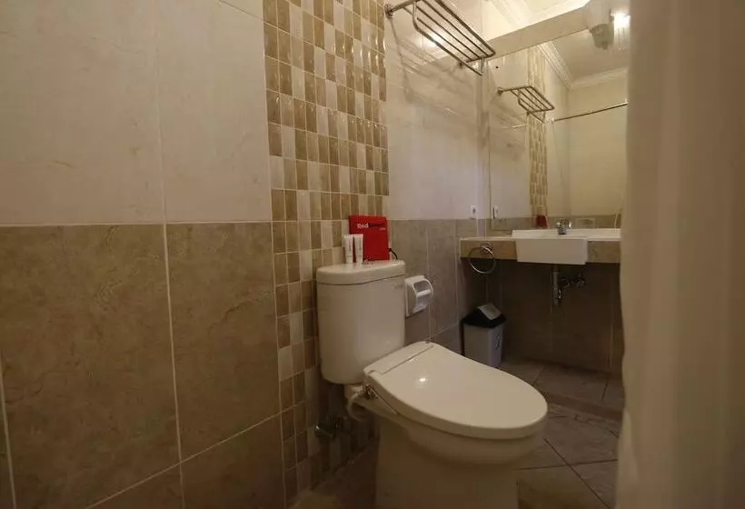 Hotelli Urbanview De Dharmawangsa Suite