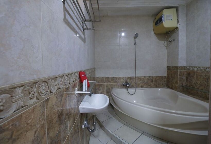 Hotel Urbanview De Dharmawangsa Suite