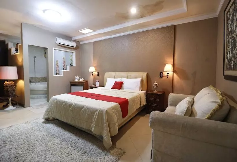 Hotelli Urbanview De Dharmawangsa Suite