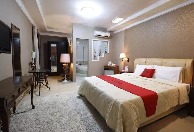 Hotelli Urbanview De Dharmawangsa Suite