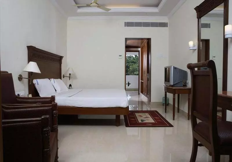 Saaral Resorts & Hotels Pvt Ltd