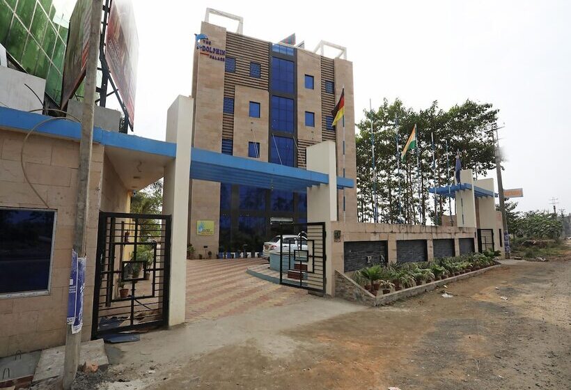 فندق The Dolphin Palace By Oyo Rooms