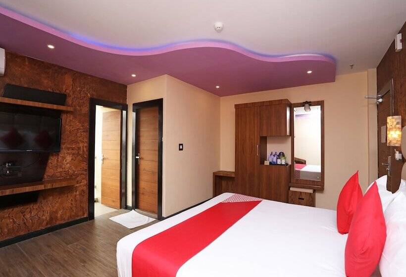 فندق The Dolphin Palace By Oyo Rooms