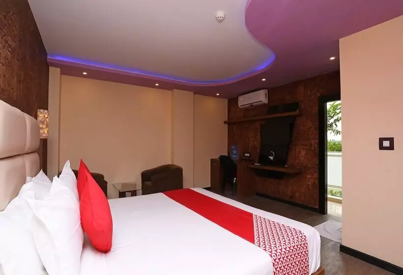 ホテル The Dolphin Palace By Oyo Rooms