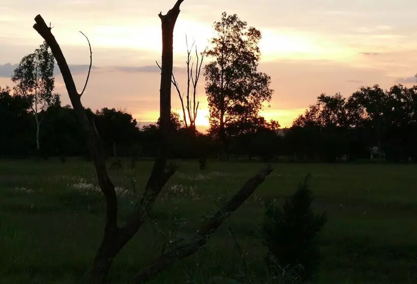 Hotelli Votadini Country Cottages