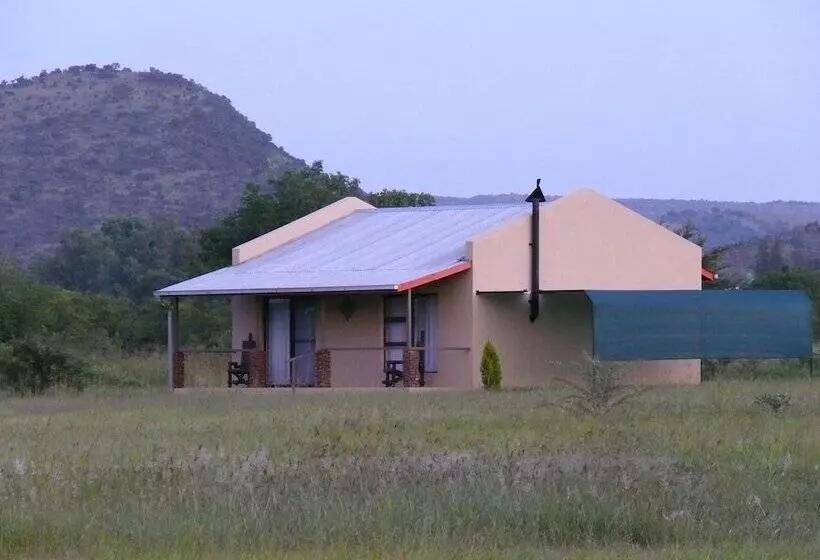 Hotelli Votadini Country Cottages